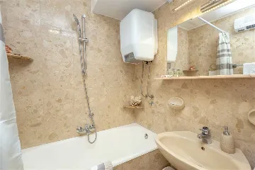 Dubrovnik 2-Bedroom Apartment with Sea-View Terrace