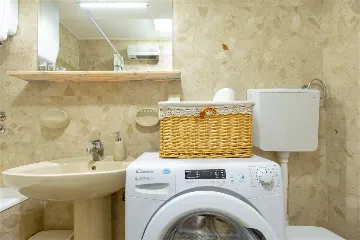 Dubrovnik 2-Bedroom Apartment with Sea-View Terrace