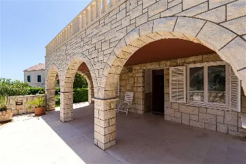 Dubrovnik 2-Bedroom Apartment with Sea-View Terrace