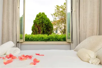 Dubrovnik 2-Bedroom Apartment with Sea-View Terrace