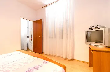 Double Room in Trsteno with Private External Bathroom