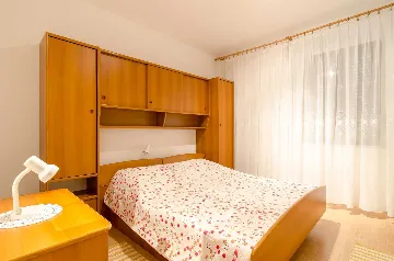 Double Room in Trsteno with Private External Bathroom