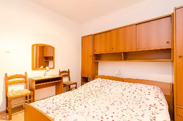 Double Room in Trsteno with Private External Bathroom
