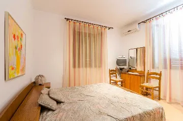 Double Room in Trsteno with Private External Bathroom