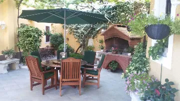 Double Room in Trsteno with Private External Bathroom