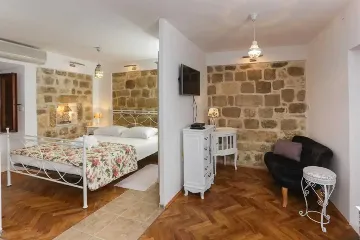 Dubrovnik Old Town Studio for 2 Guests