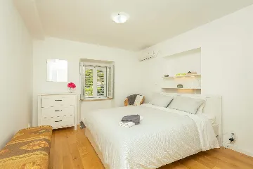 Renovated Villa in Zaton for 8 Guests