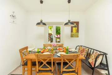 Renovated Villa in Zaton for 8 Guests
