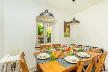 Renovated Villa in Zaton for 8 Guests