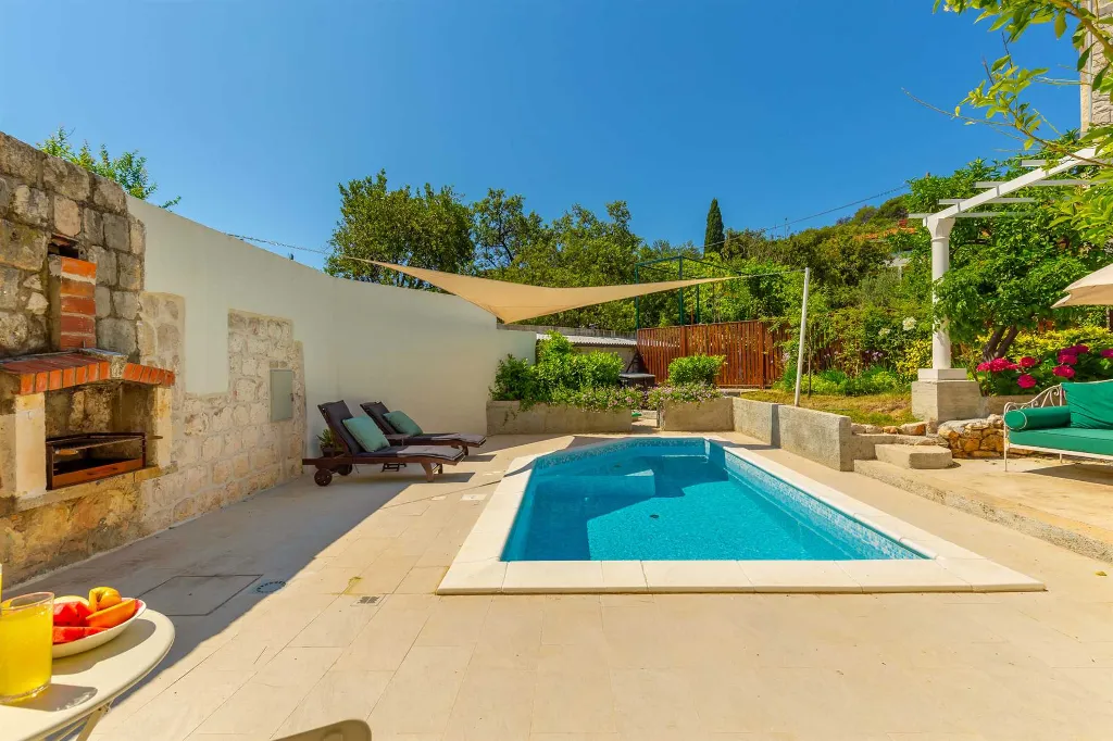 Renovated Villa in Zaton for 8 Guests