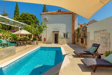 Renovated Villa in Zaton for 8 Guests