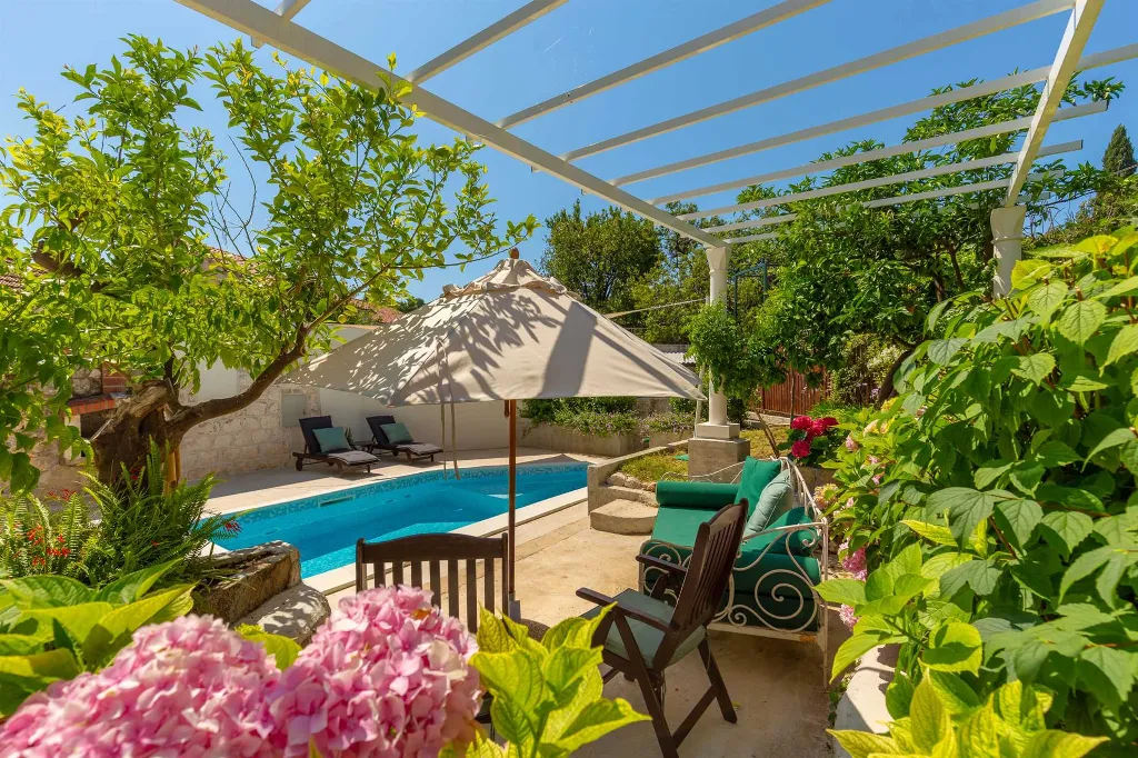 Renovated Villa in Zaton for 8 Guests