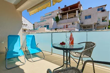 Modern Studio Retreat with Terrace in Dubrovnik