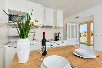 Dubrovnik 1-Bedroom Apartment with Terrace for 2