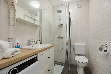 Dubrovnik 1-Bedroom Apartment with Terrace for 2