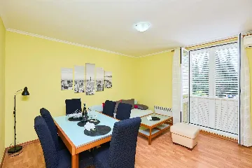 2-Bedroom Apartment in Dubrovnik for Up to 6