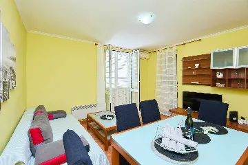 2-Bedroom Apartment in Dubrovnik for Up to 6