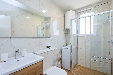 2-Bedroom Apartment in Dubrovnik for Up to 6