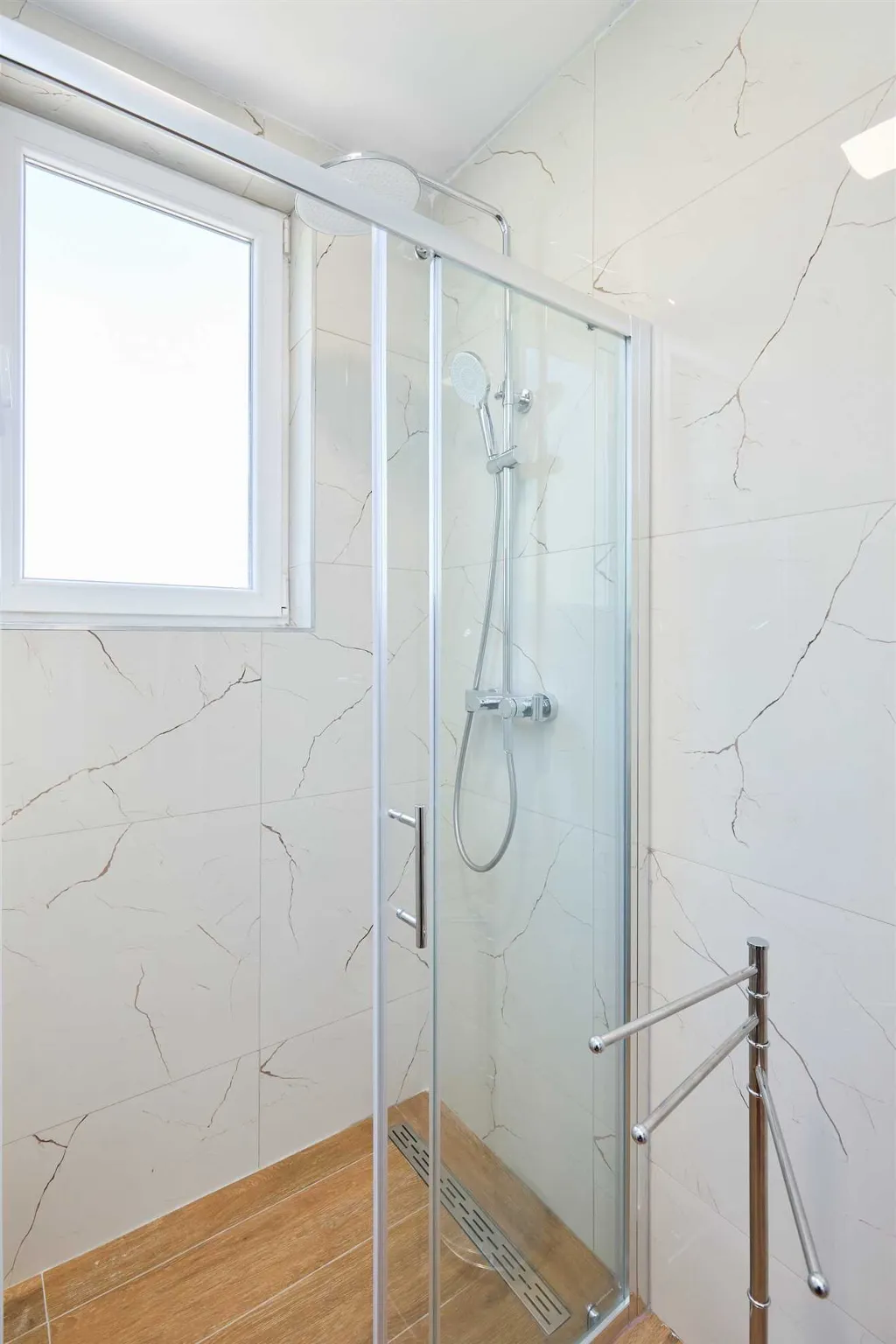 2-Bedroom Apartment in Dubrovnik for Up to 6