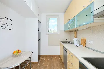 2-Bedroom Apartment in Dubrovnik for Up to 6