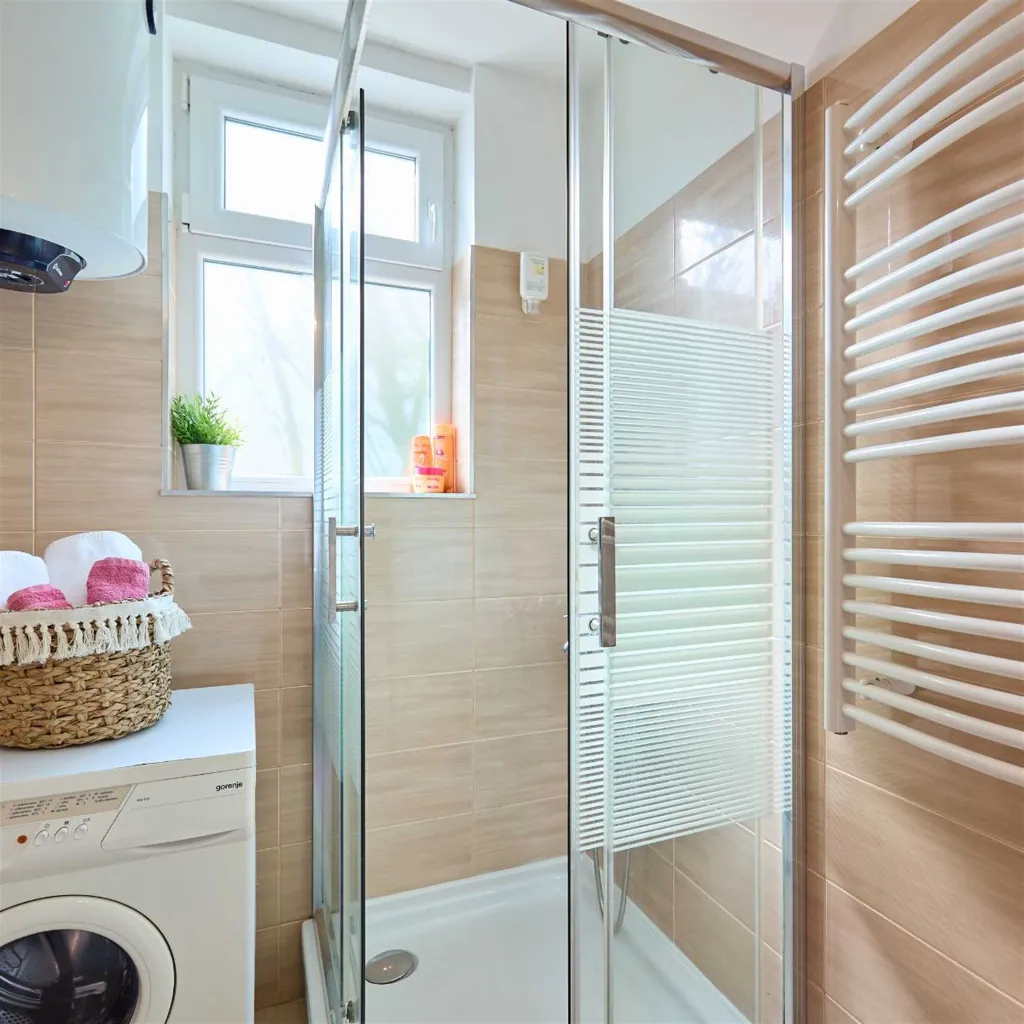 2-Bedroom Apartment with Terrace in Dubrovnik
