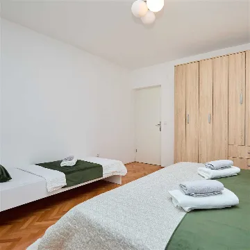 2-Bedroom Apartment with Terrace in Dubrovnik