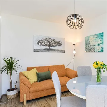 2-Bedroom Apartment with Terrace in Dubrovnik