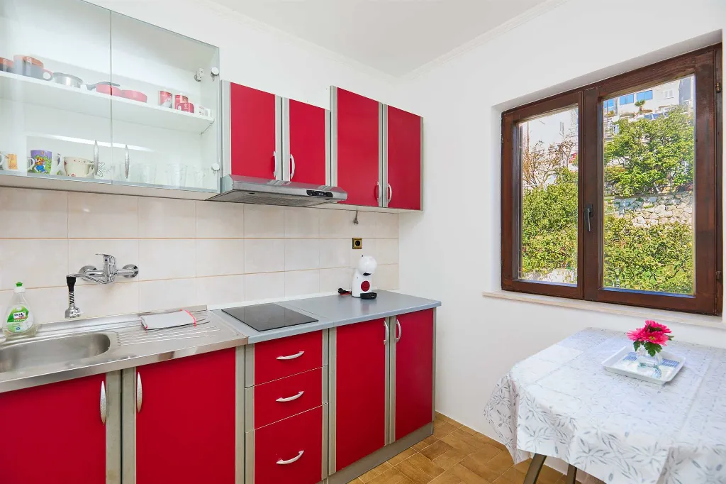 1-Bedroom Apartment in Dubrovnik with Balcony & Sea View