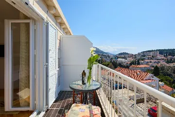 1-Bedroom Apartment in Dubrovnik with Balcony & Sea View