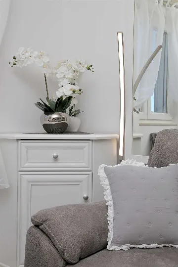 Bright One-Bedroom Apartment with Parking in Dubrovnik