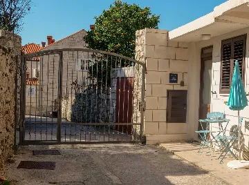 Dubrovnik Studio Apartment for 2 Guests