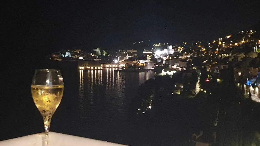 Dubrovnik 1-Bedroom Apartment with Sea Views
