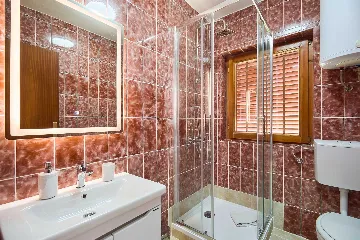 Dubrovnik 1-Bedroom Apartment with Balcony Sea Views