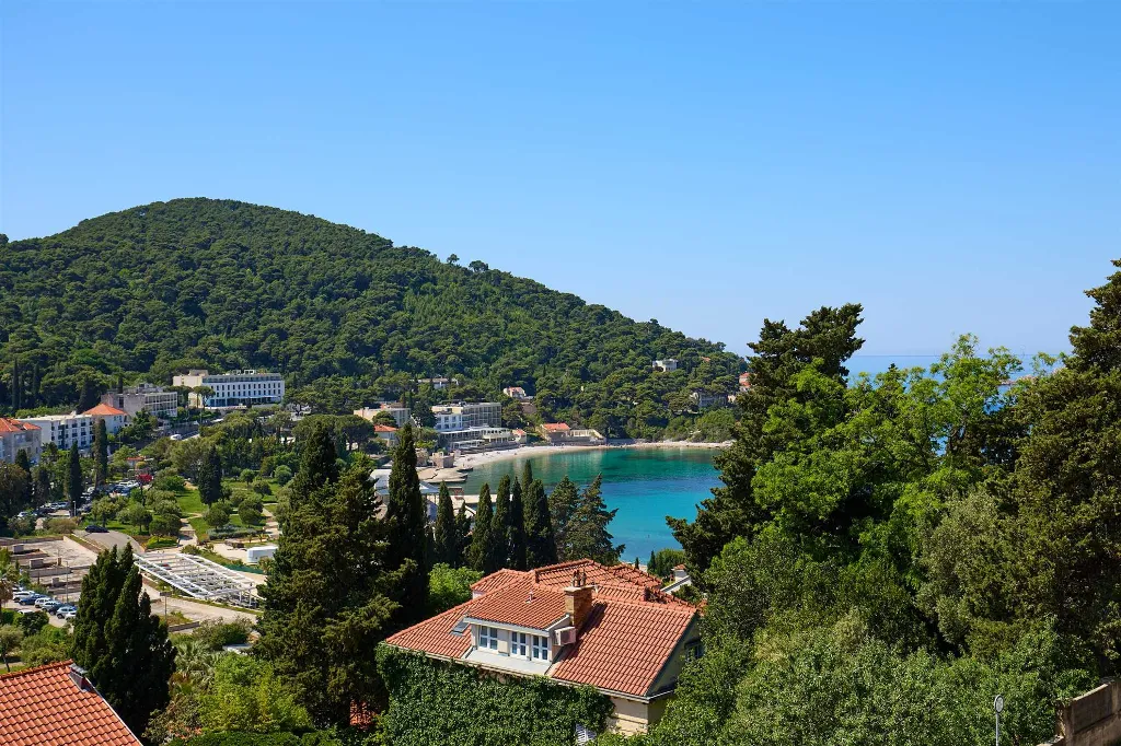 Dubrovnik 1-Bedroom Apartment with Balcony Sea Views