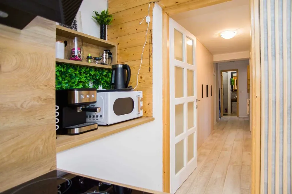 3-Bedroom Apartment in Ston with Free Parking