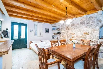 Dubrovnik Studio Apartment for 2 Guests