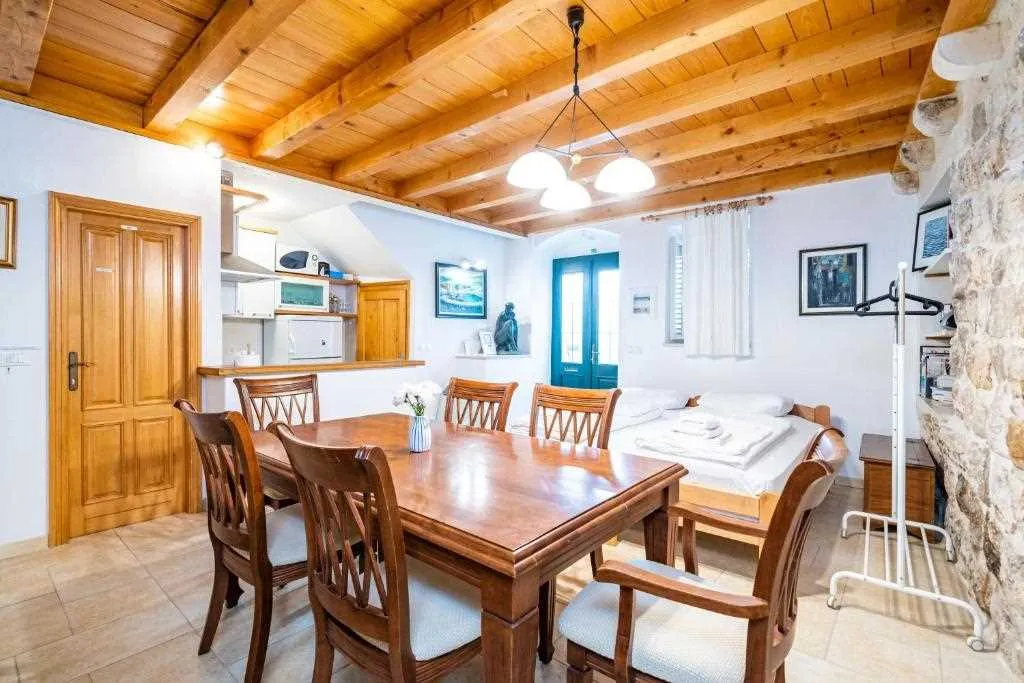 Dubrovnik Studio Apartment for 2 Guests