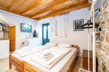 Dubrovnik Studio Apartment for 2 Guests