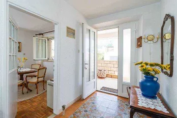 2-Bedroom Apartment for 4 in Dubrovnik