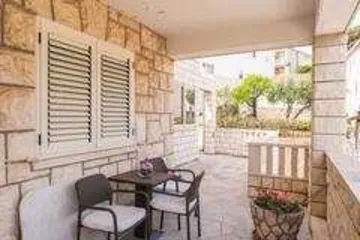 2-Bedroom Apartment for 4 in Dubrovnik