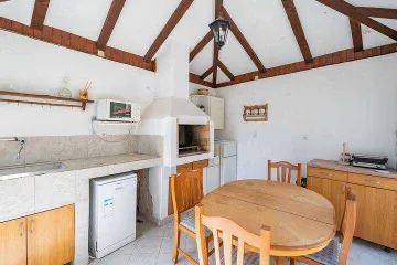 2-Bedroom Apartment for 4 in Dubrovnik