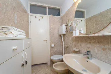 2-Bedroom Apartment for 4 in Dubrovnik