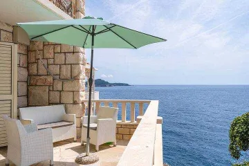 2-Bedroom Apartment for 4 in Dubrovnik