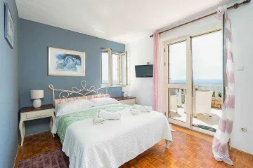 2-Bedroom Apartment for 4 in Dubrovnik