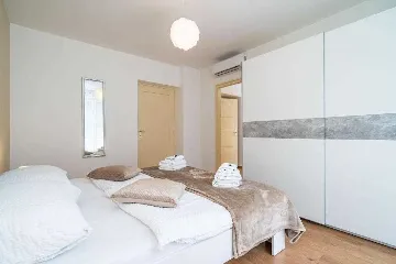 2-Bedroom Apartment in Dubrovnik (Sleeps 6)