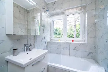 2-Bedroom Apartment in Dubrovnik (Sleeps 6)