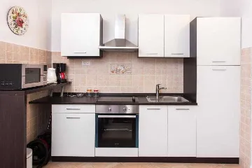 Dubrovnik 1-Bedroom Apartment for Up to 5 Guests