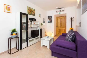 Dubrovnik 1-Bedroom Apartment for Up to 5 Guests
