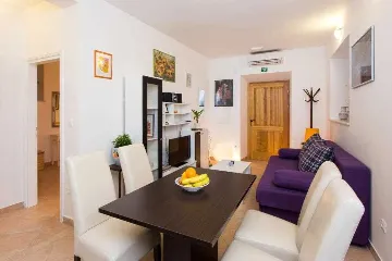 Dubrovnik 1-Bedroom Apartment for Up to 5 Guests