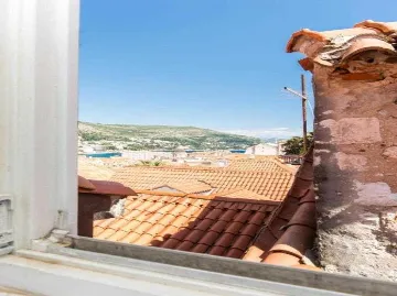 Dubrovnik Duplex Apartment for Up to 5 Guests